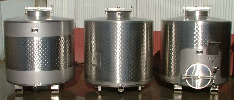 Portable Wine Tanks from Quality Stainless Steel Wine Tanks five sizes from 750 gallons to 3200 gallons
